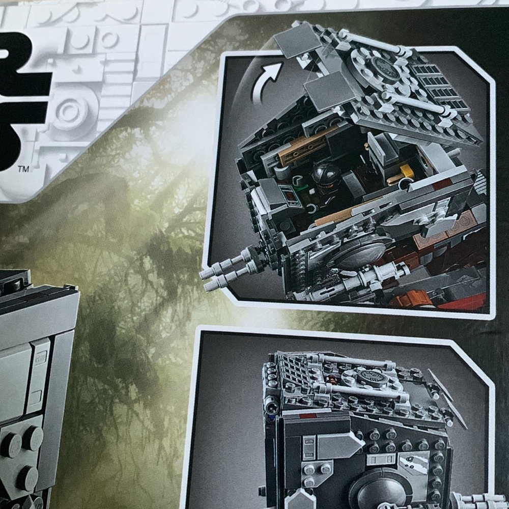 LEGO - Picture 4 of 10